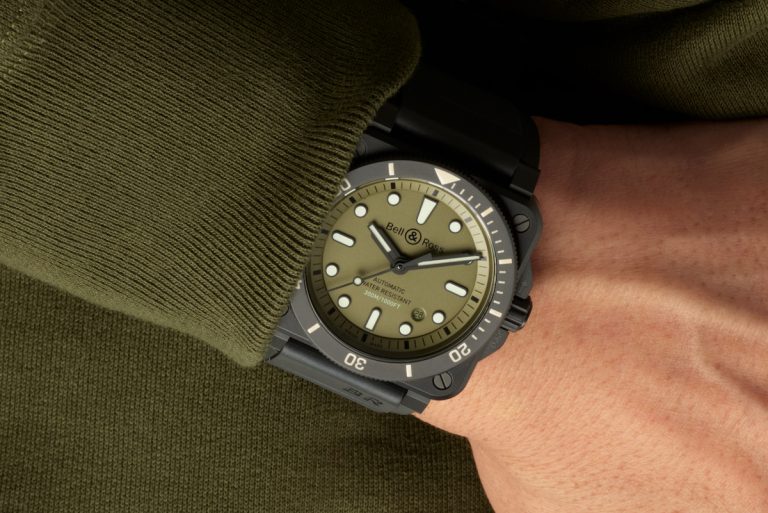 BELL & ROSS BR03-92 Diver Military 軍綠腕錶