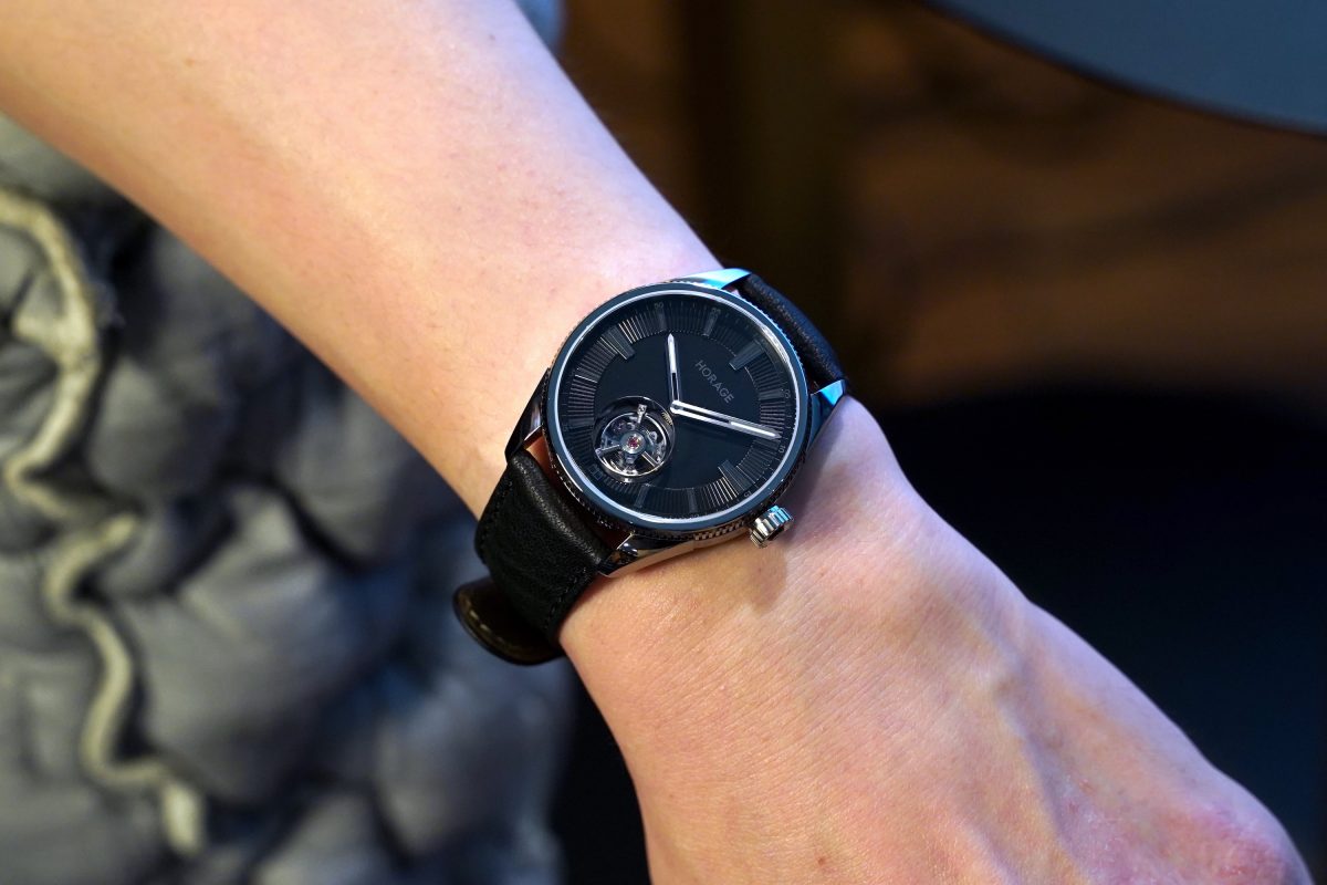 HORAGE LENSMAN 1 陀飛輪腕錶向攝影及製錶先驅們致敬- Carpe Diem 悅時網