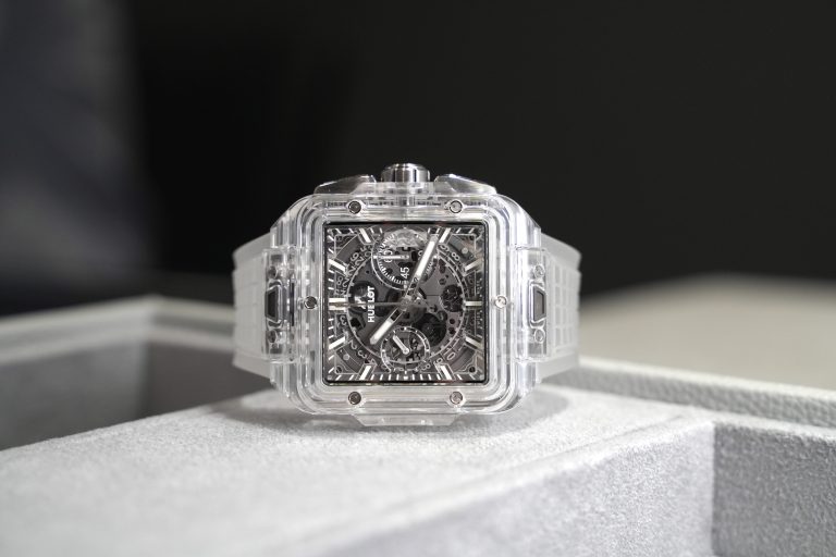 [W&W 2023] Hublot 宇舶錶透明藍寶石、黑白陶瓷 SQUARE BANG UNICO 計時碼錶