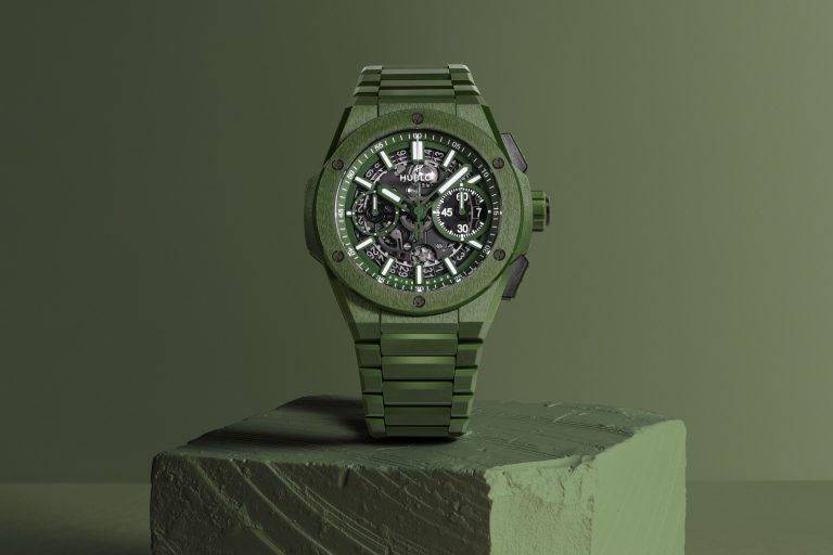 宇舶錶大使喬科維奇致敬溫布敦賽事 Big Bang Integrated 綠陶瓷鍊帶計時碼錶