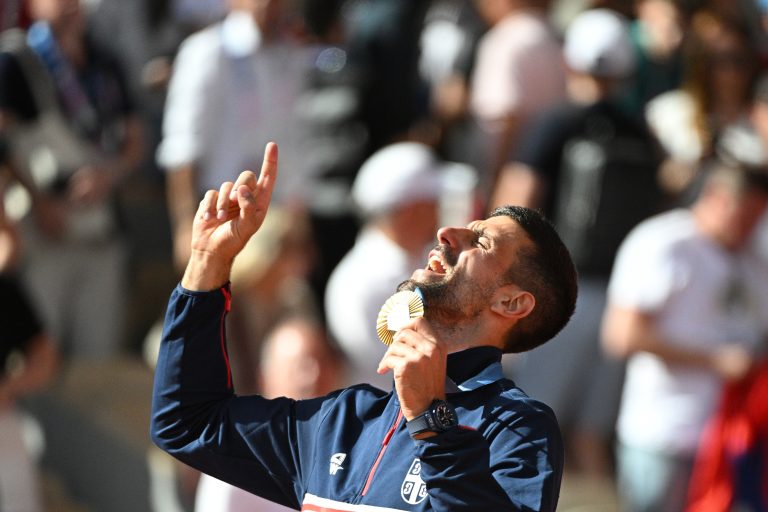 喬科維奇勇奪生涯金滿貫 佩戴HUBLOT Big Bang MECA -10 藍陶瓷腕錶見證榮耀時刻