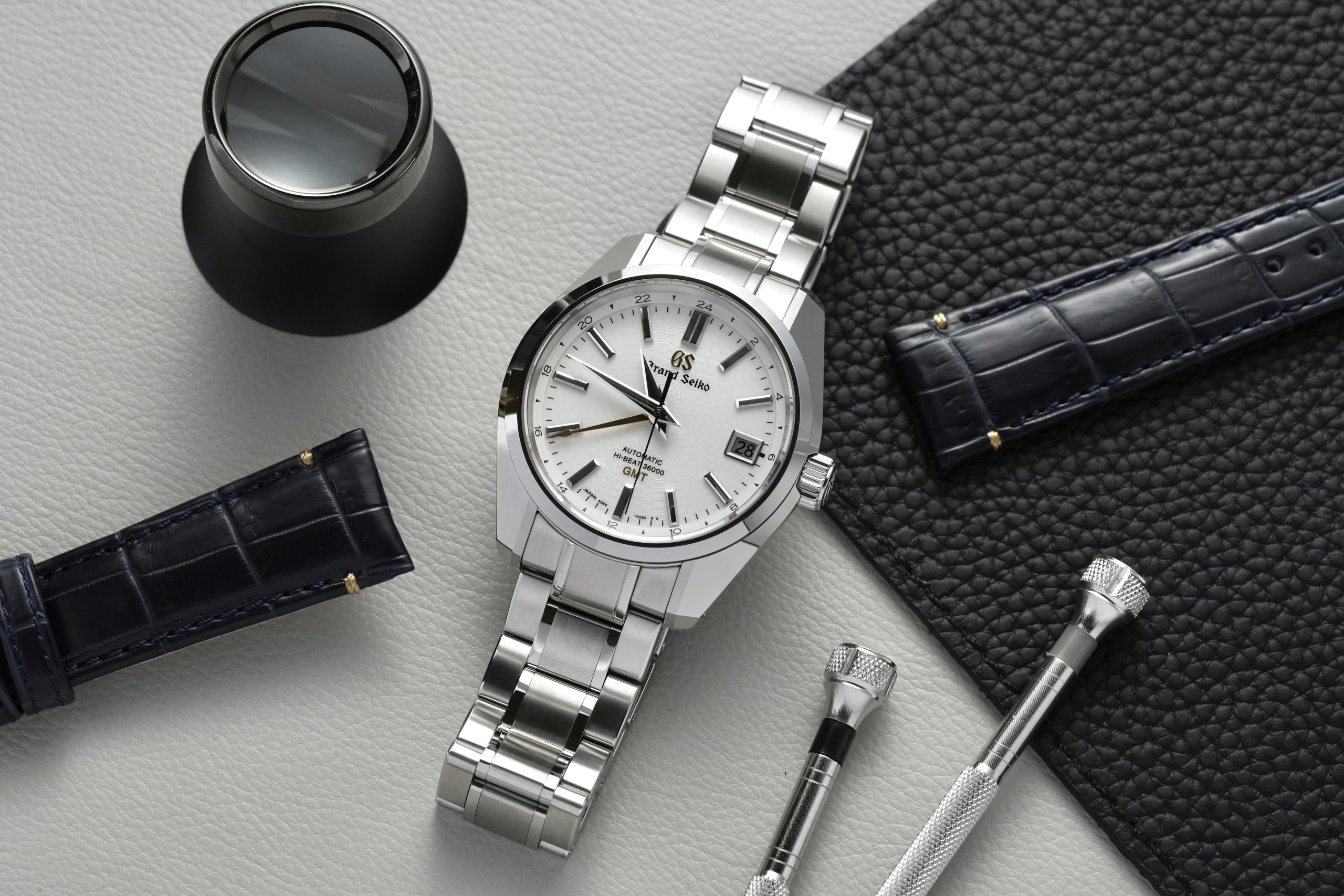 台灣精工70周年Grand Seiko 白孔雀翎台灣限定款攜手紙雕藝術家成若涵