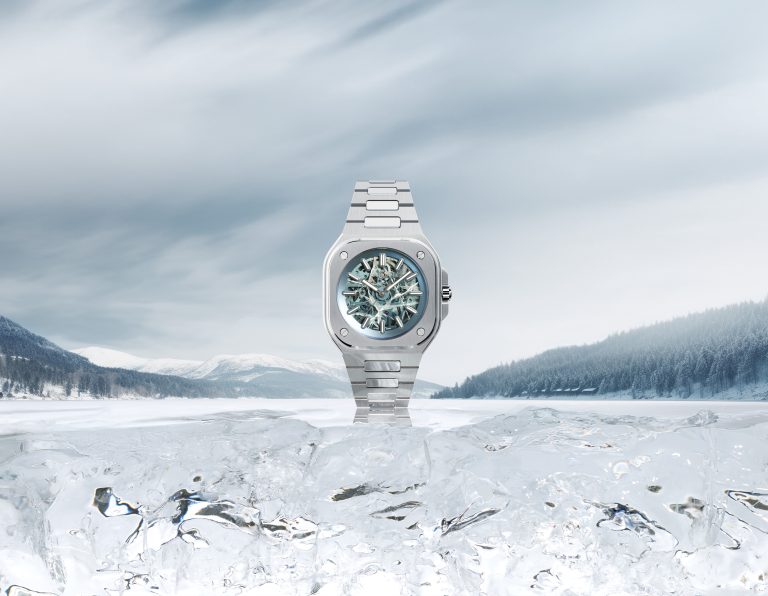 Bell & Ross 全新 BR-05 Skeleton Arctic Blue 展現北極壯麗冰川景緻