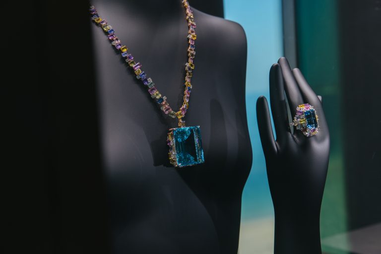 DAMIANI 百年慶典 100X100創世頂級珠寶展最終章 百件奢華無價之寶 閃耀杜拜文華東方酒店