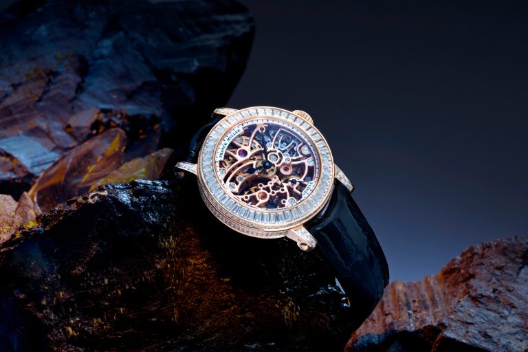 FRANCK MULLER 結合高級珠寶呈現動感美學 ROUND SKELETON BAGUETTE 31