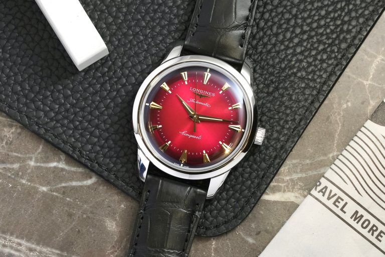 蛻變光明之年 浪琴表推出全球限量征服者復刻系列蛇年生肖腕錶