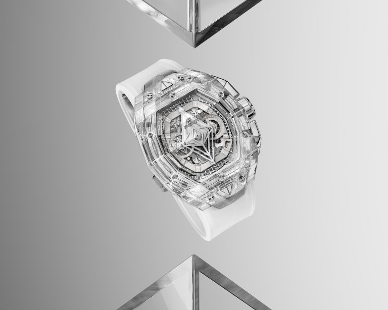 高階計時碼錶的風格之戰 HUBLOT Sang Bleu計時碼錶