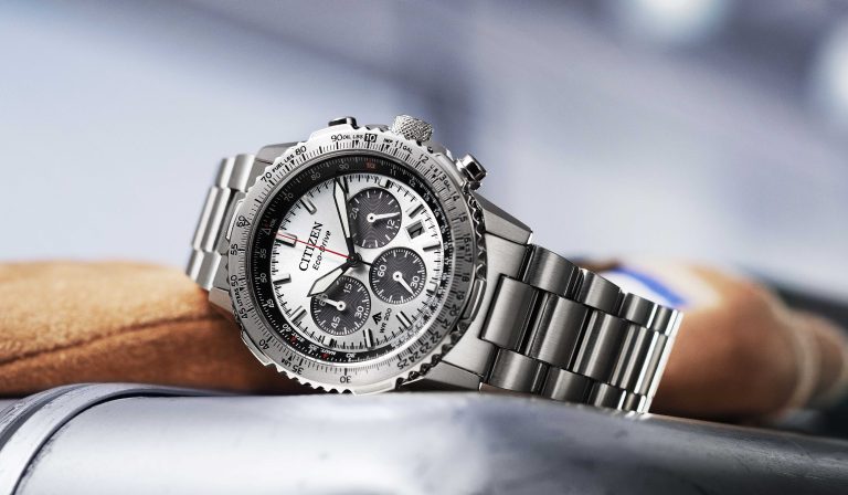CITIZEN 推出全新 Promaster SKY 與電波鈦金屬腕錶