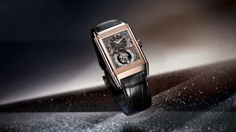 積家 REVERSO HYBRIS ARTISTICA CALIBRE 179翻轉系列超凡複雜工藝 179 型機芯腕錶 以黑色漆面搭配玫瑰金錶殼呈現全新演繹