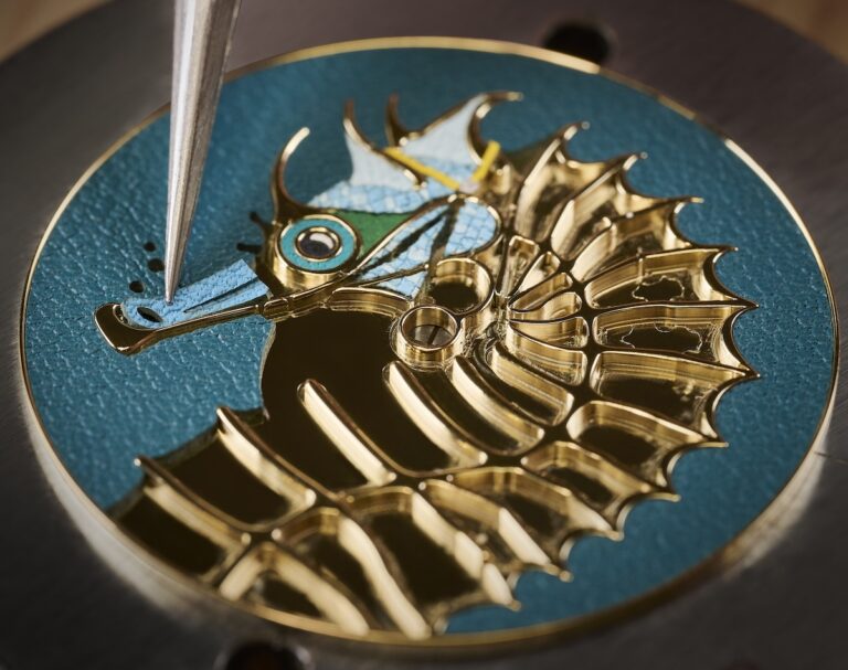 Slim d’Hermès Hippocampe：深海奇幻與珍稀工藝的交響
