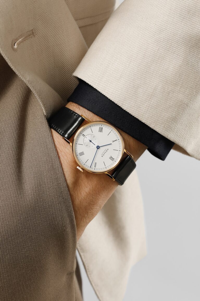 NOMOS 經典 Tangente 披上 18K 金外衣，定義「現代正裝錶」新高度